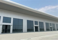spacious commercial showroom al - 1