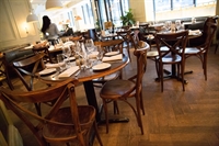 restaurant chain with 3 - 1