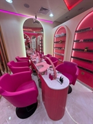 luxury ladies salon for - 1