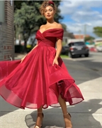 successful online fashion brand - 1