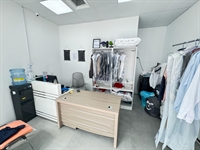 happy bubble laundry available - 2