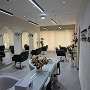 premium ladies salon dubai - 3