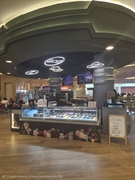 premium cafe-pizzeria at dubai - 1