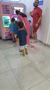 fun cotton candy vending - 2