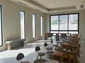 spacious ladies beauty centre